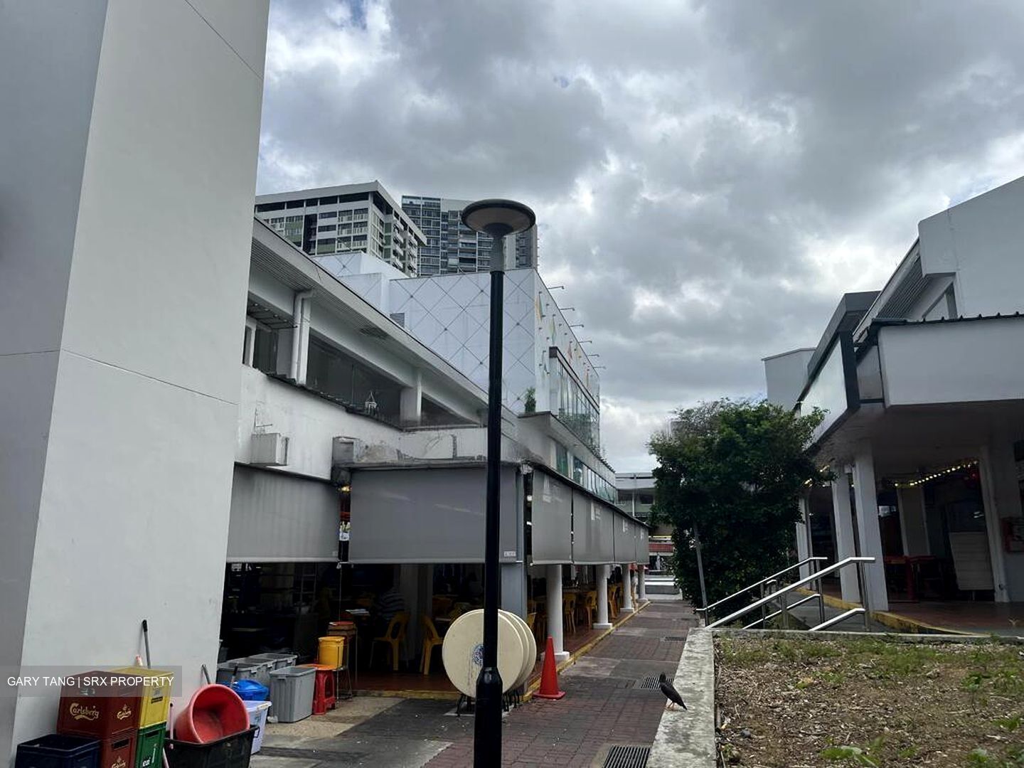 722 ANG MO KIO AVENUE 8 (D20), Shop House #455722851